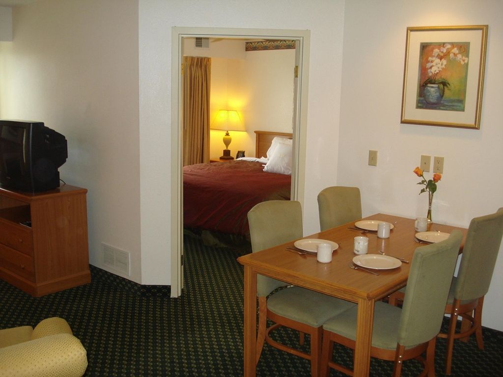 Homewood Suites Grand Rapids Quarto foto